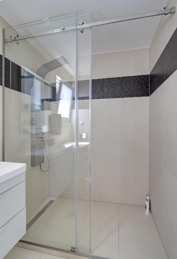 Seaside Apartment M Zaton 3 -Seaview And Parking מראה חיצוני תמונה